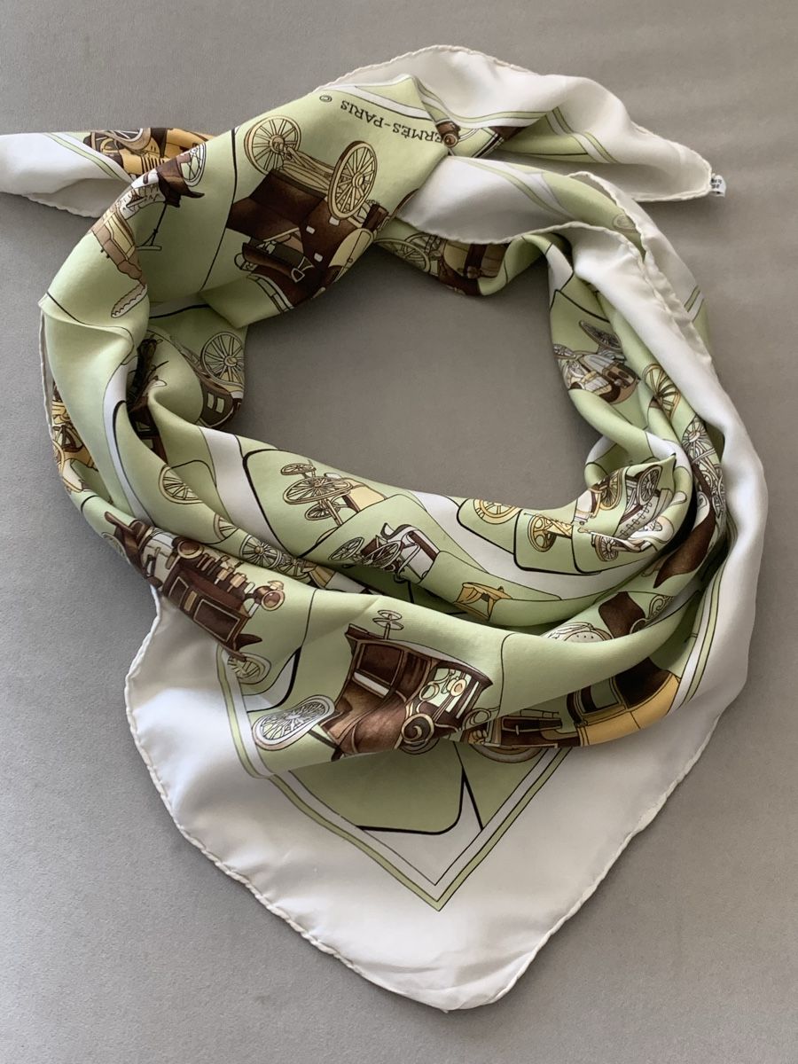 Hermès Foulards & écharpes: Hermes Foulard  – D'occasion à Bergdietikon par zor_856j 4