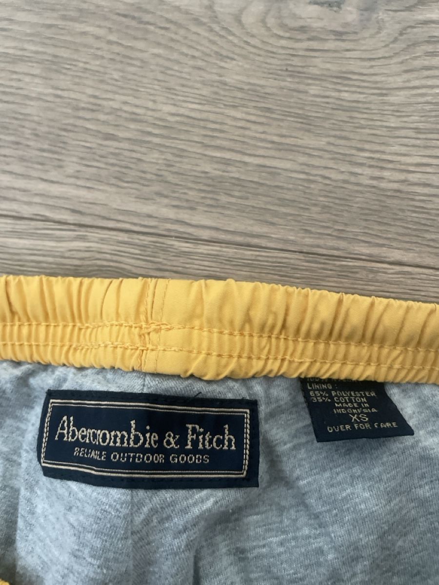 Pantaloni: Abercrombie Trainerhose – Usato da richterswil venduto da luzia09 1