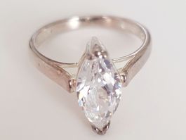 Silber Ring 925 mit Zirkonia im Navetteschliff, Gr 16,9 mm