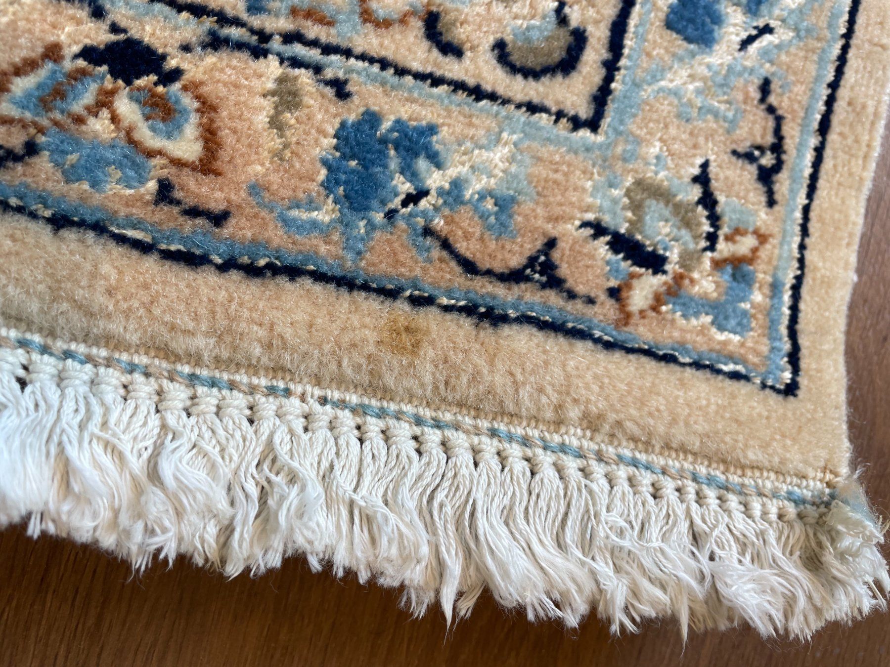 Nain Tappeti: Nain Teppich mit Seide – Usato da Luzern venduto da stilwerkstatt 5