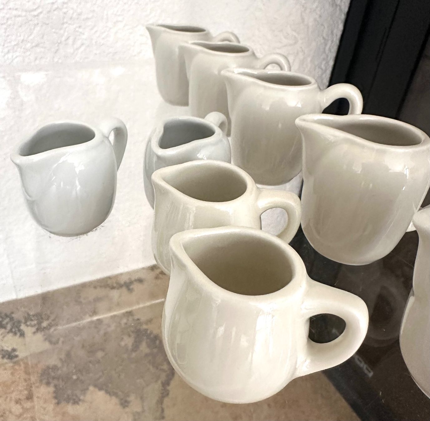 Set di piatti: 🟢 9x mini pot à crème Langenthal / Mini Milchkännchen – Nuovo e nell'imballaggio originale da Fribourg venduto da Meta26