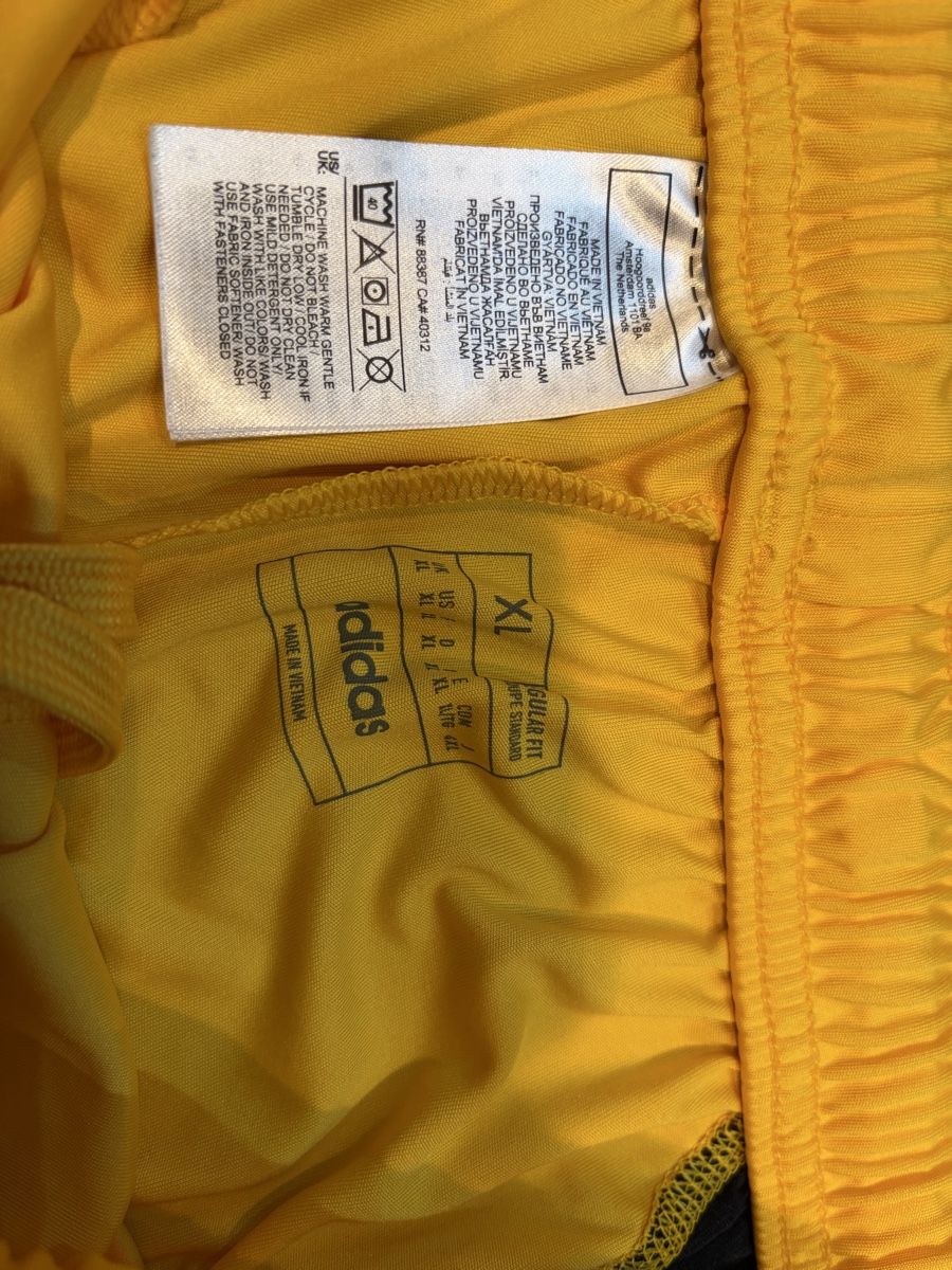 Adidas Pantaloni: Juventus Hosen XL – Nuovo (secondo la descrizione) da Grenchen venduto da lyn_8w2w 1