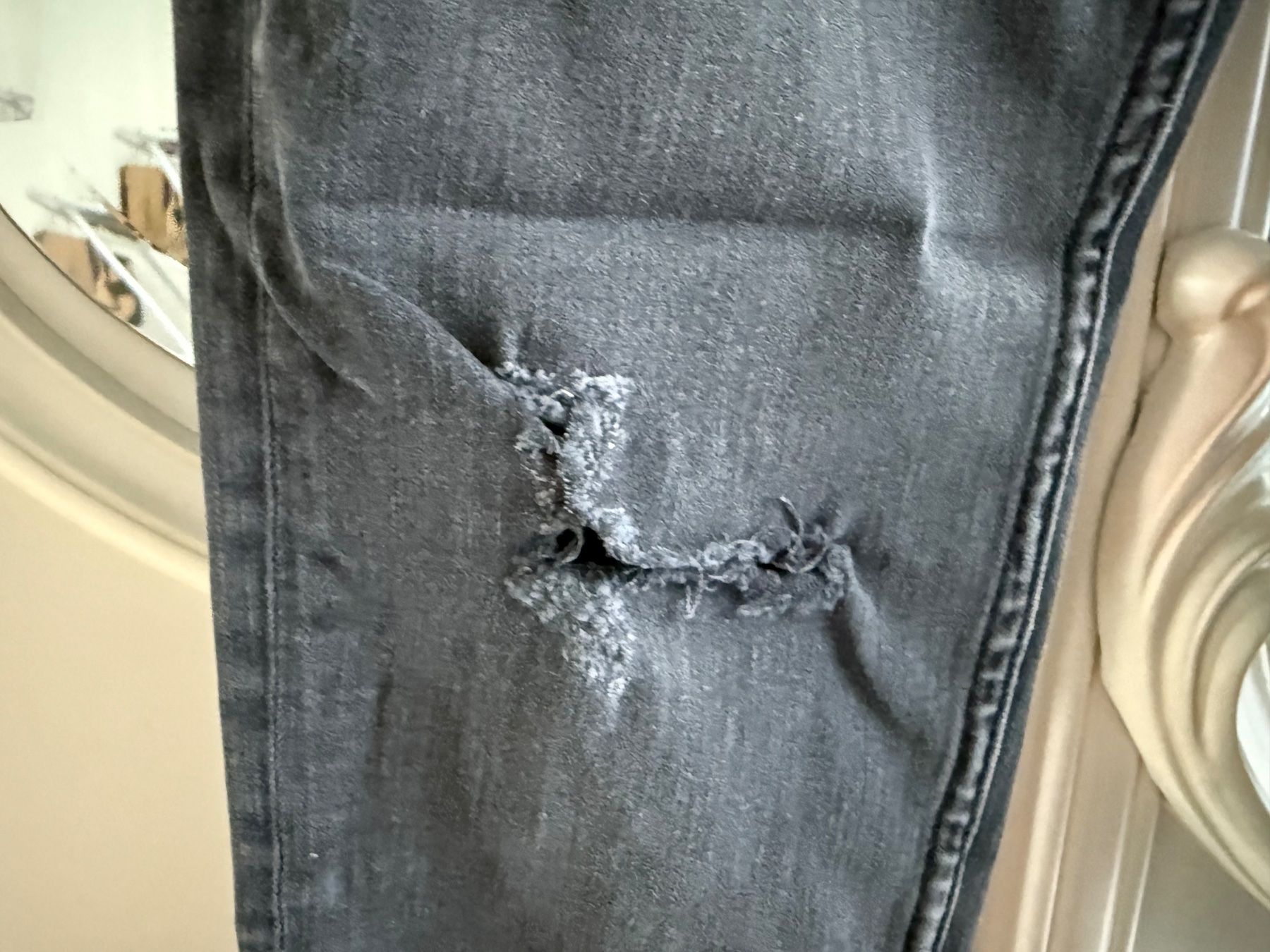 Zara Jeans: Zara Jeans Grau Gr. 34 – Gebraucht aus Altendorf von Anjapple 2