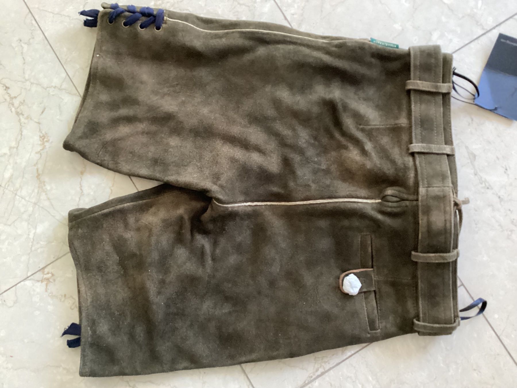 Hosen: Herren Lederhose – Neu (gemäss Beschreibung) aus Flüelen von ne08 1