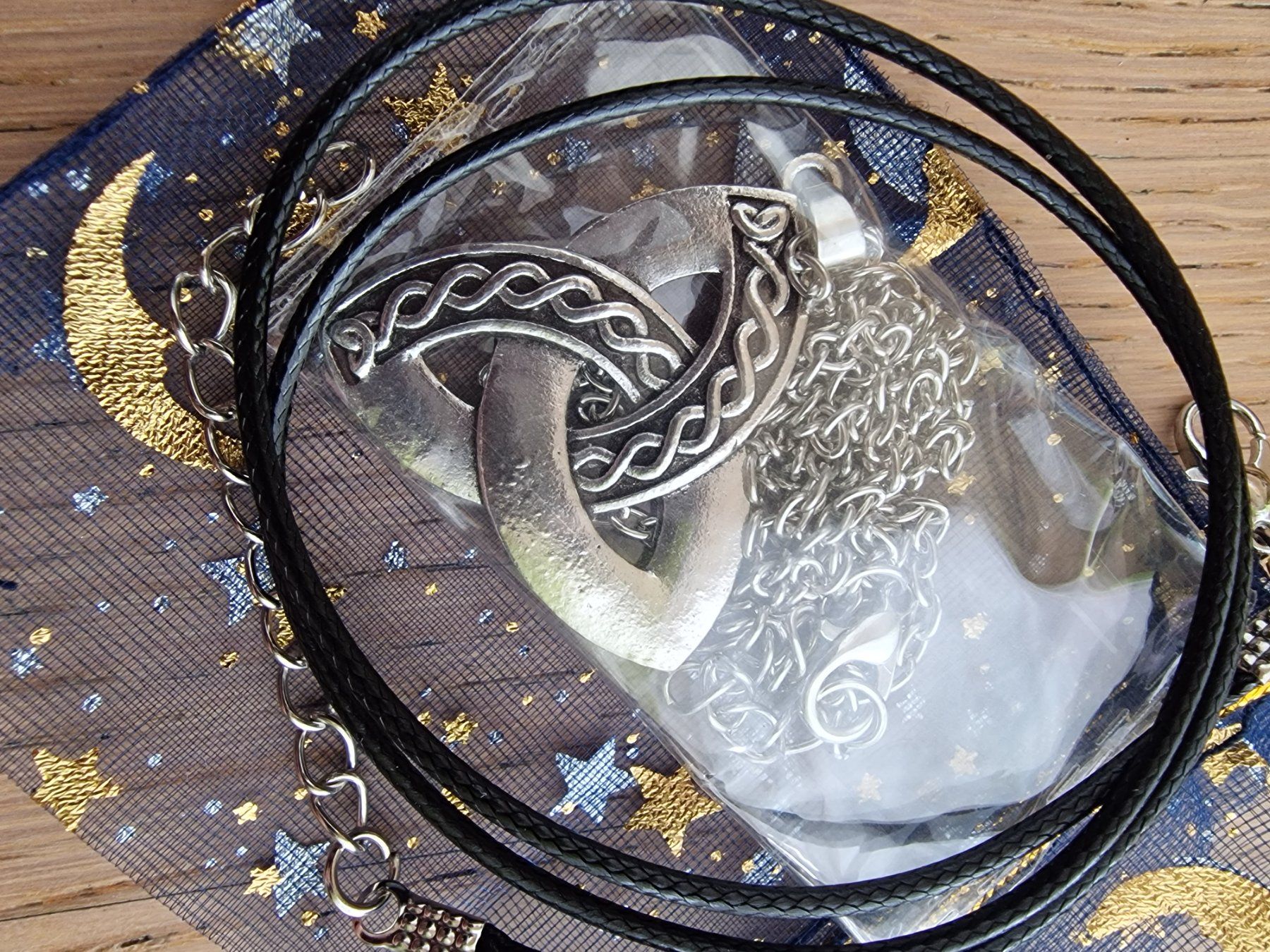 Catenine: Schöne Anhänger Kette/Neu – Nuovo e nell'imballaggio originale da Arbon venduto da sar_l7ll 2