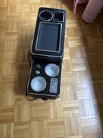 Auto Mittelkonsole mit Getraenkehaltern neuwertig