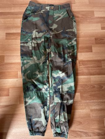 Hose Missguided Gr.36 Tarnfarbe 100% Baumwolle gem. Etikette