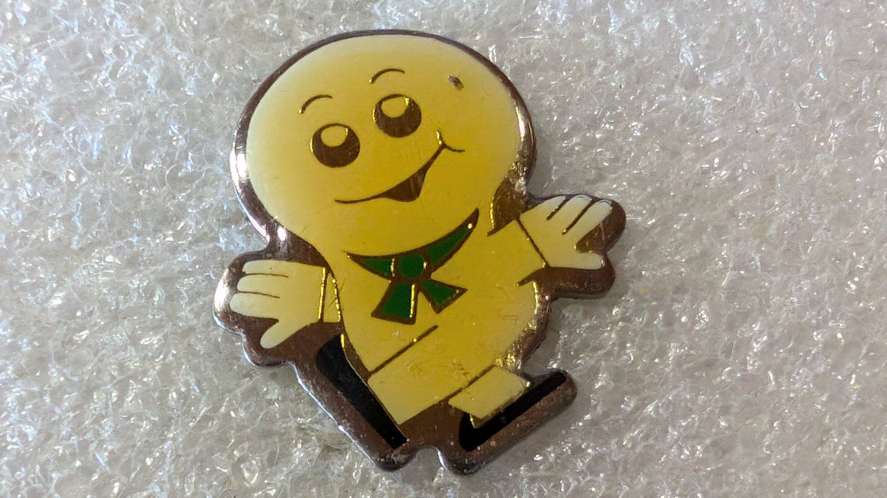 Placchette & Badge: Ansteckpin 212: Maga Bio – Usato da Oppligen venduto da Pin-Fall-Shop