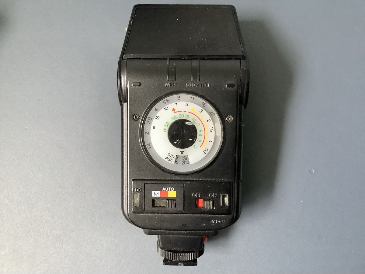 Minolta Blitze: Blitz Minolta Auto 132x – Gebraucht aus Schwarzenberg LU von lealea123 1