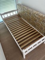Kinderbett weiss mit Lattenrost und Matratze 90x200