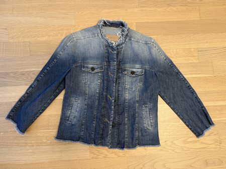 Marc Cain Damen Jeansjacke – Gr. N3 (38) – Fransen-Details