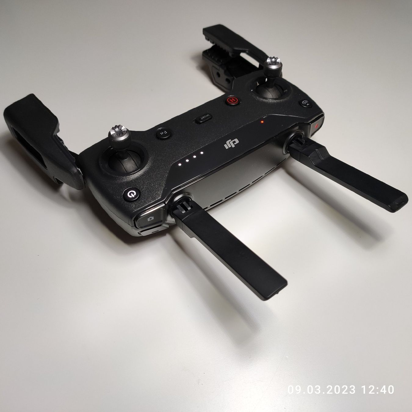 DJI Modellismo RC: DJI SPARK Controller (ganz NEU/Original!) – Nuovo (secondo la descrizione) da Zürich venduto da Biedermann23 3