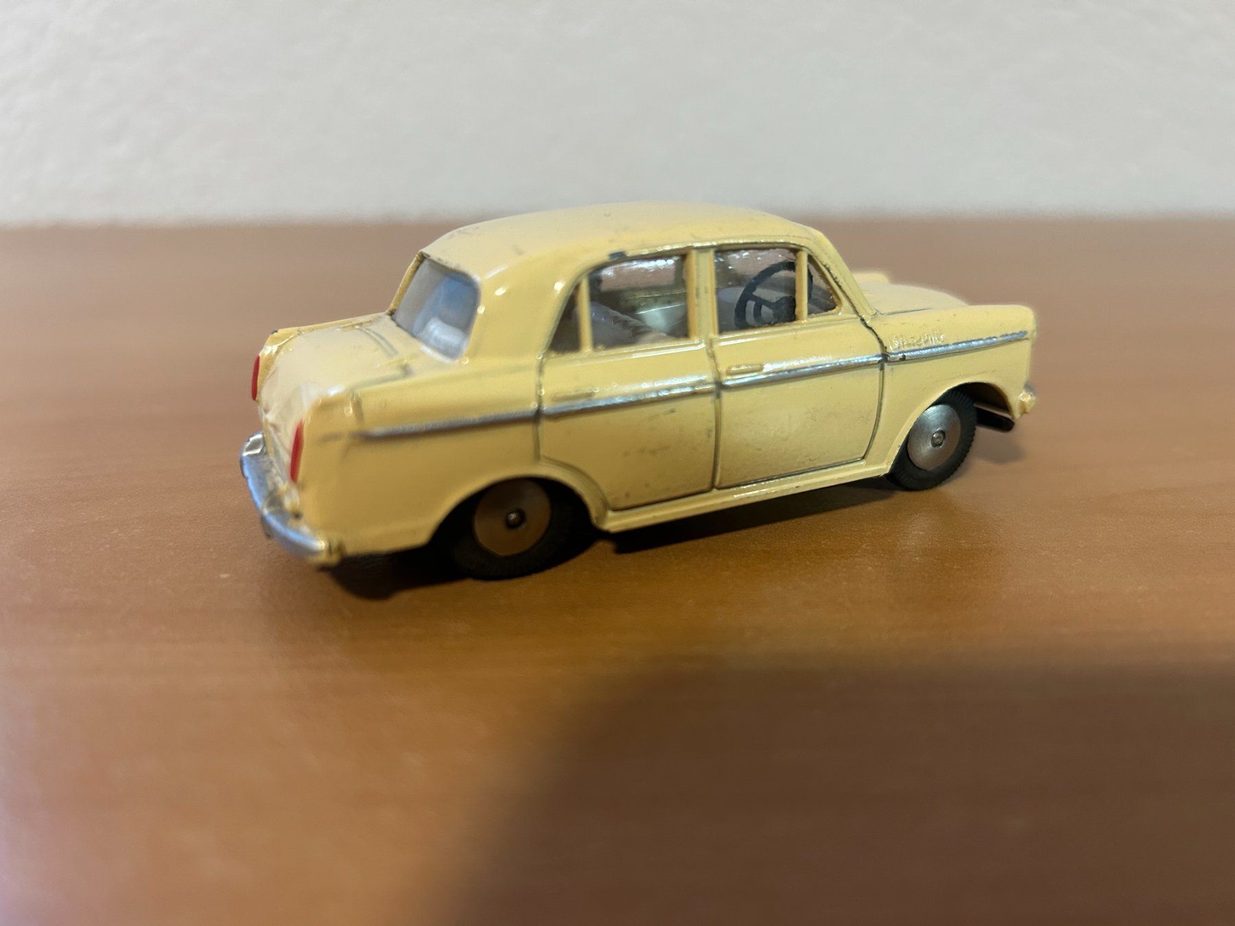 Modellini d'auto: Modelpet Datsun Bluebird 1:43 – Usato da Schafisheim venduto da Ducati57 4