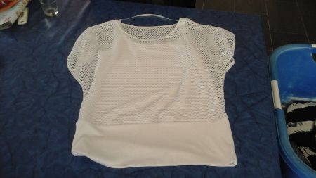 T-Shirt M