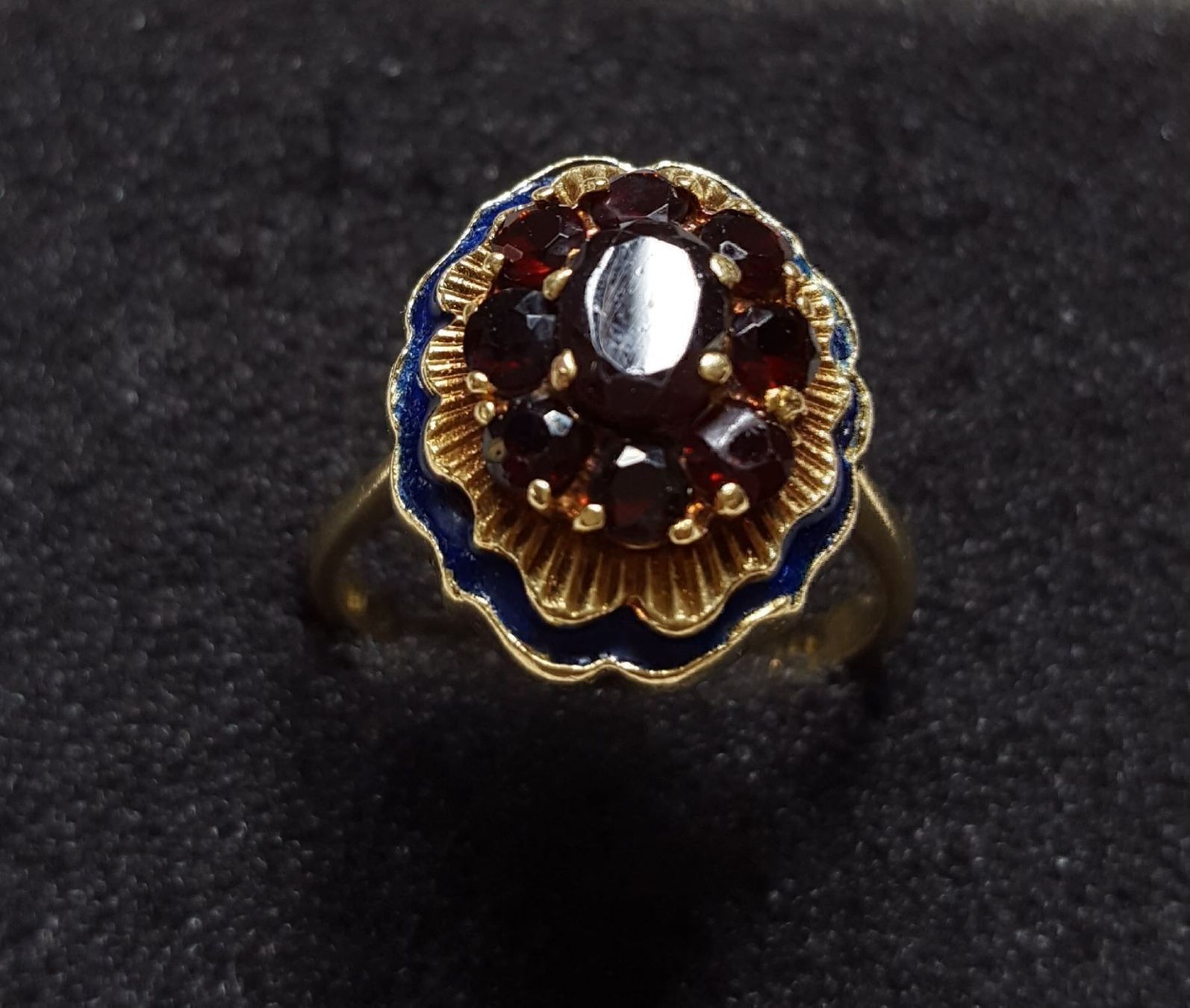 Anelli: Gold 750 Massiv Ring mit Granaten – Usato da Wald ZH venduto da Dasilver