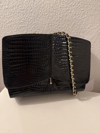 Sac à main vintage noir cuir façon crocodile, chaîne or