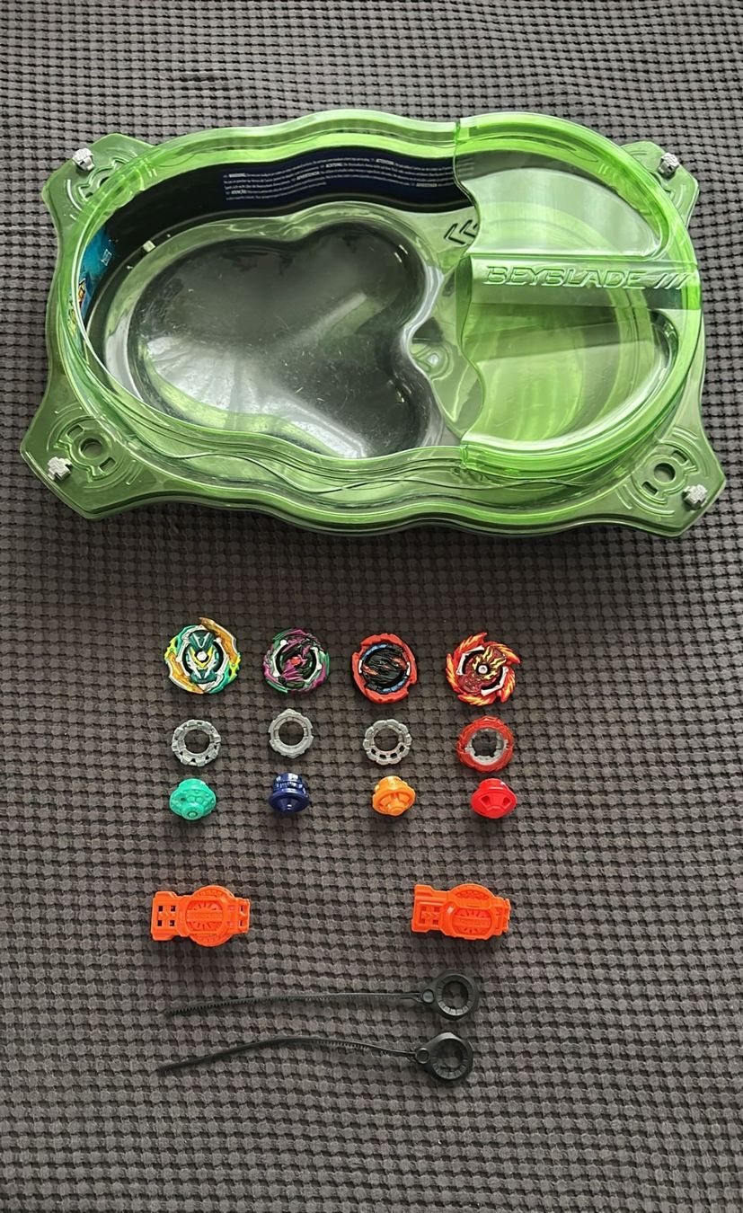Jouets: Beyblade – D'occasion à Kloten par smo_xv5q