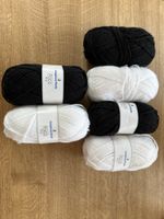 Wolle Junghans 6x 50g schwarz & weiss 100% Polyacryl neu