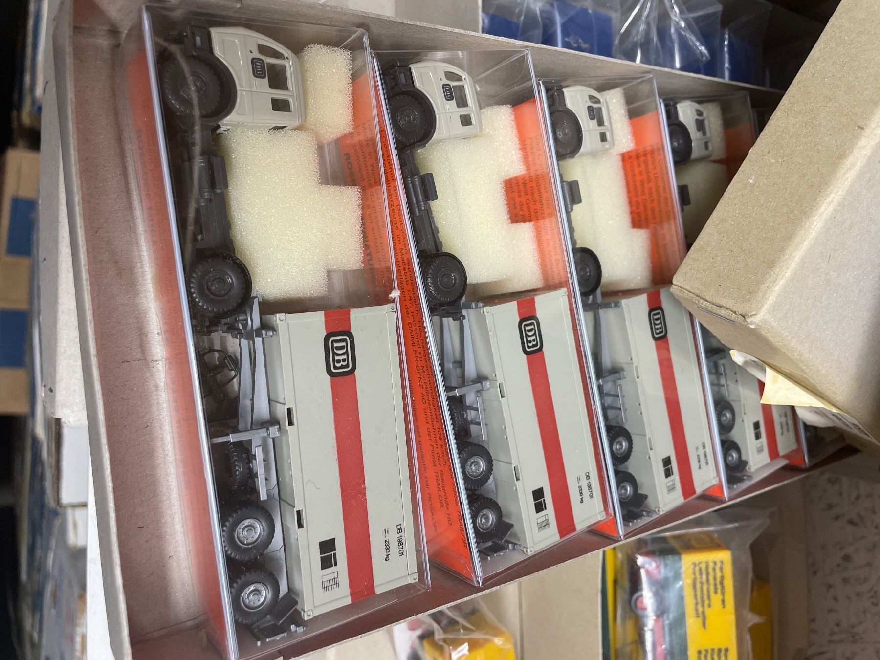 Roskopf Modelleisenbahnen: DB Containerzug Neu 1:87 RoskopF 458 – Neu und originalverpackt aus Wohlen AG von NincoA-Z 1