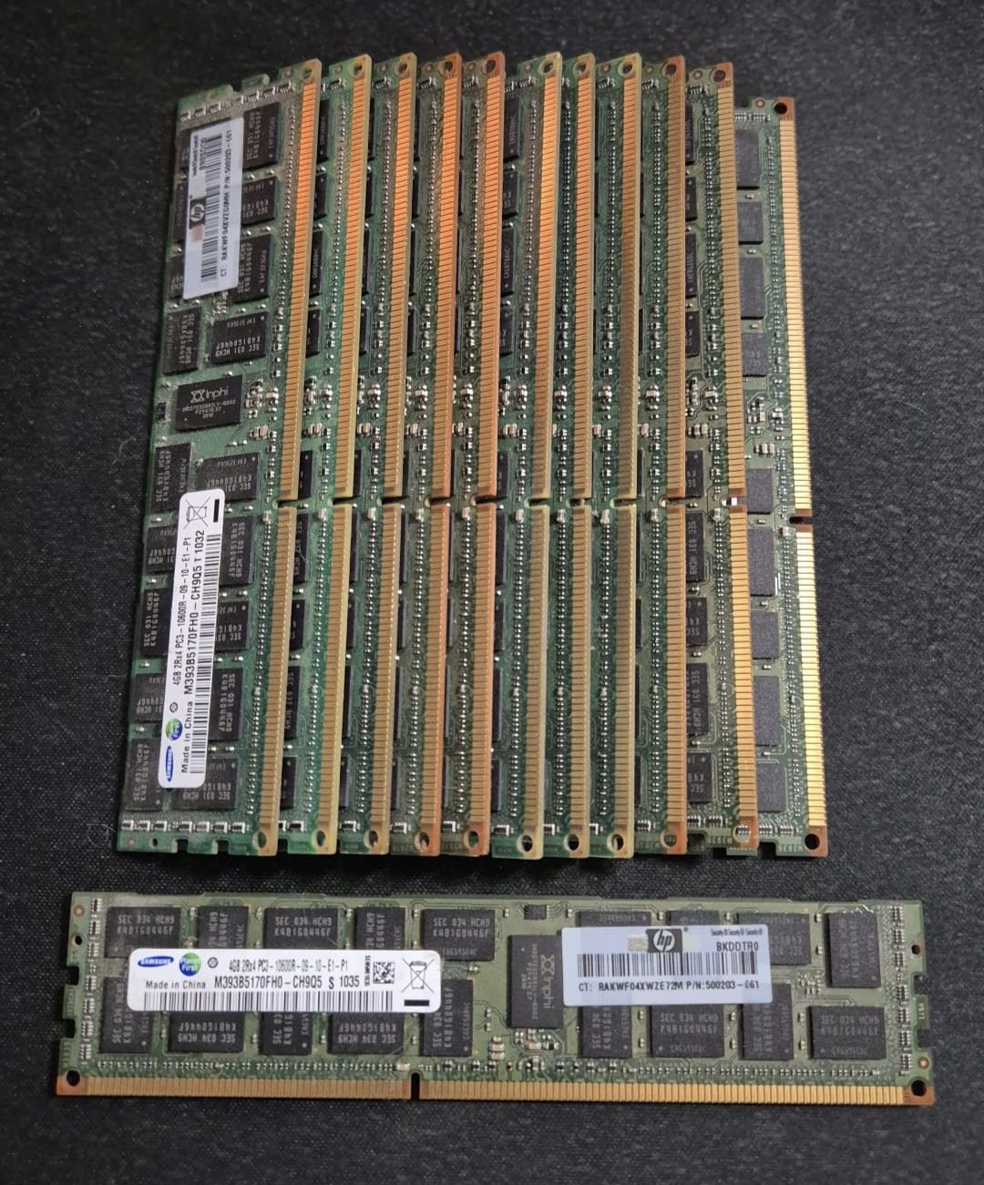 Hewlett Packard Memory / RAM: Lot RAM 48go 2Rx4 PC3 DDR3 - HP – Gebraucht aus Neyruz FR von RetroLab_