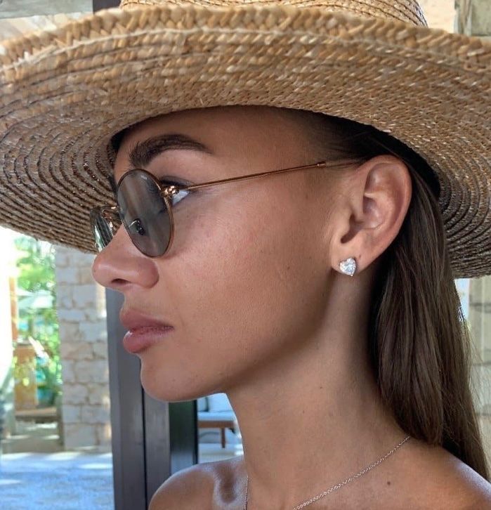 Orecchini pendenti & Orecchini a lobo: Naktina Heart Cut Stud Silver Earrings – Nuovo e nell'imballaggio originale da Luzern venduto da Sommer_26 4