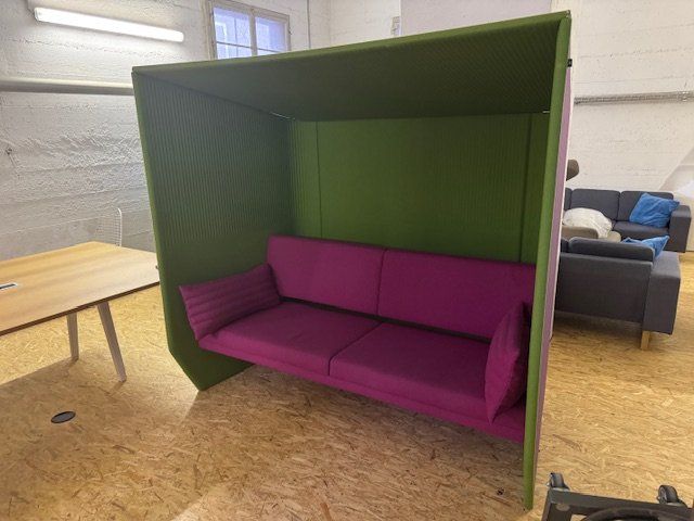 Sofas: BuzziSpace Design Lounge Sofa – Gebraucht aus Zollikofen von OberliAG