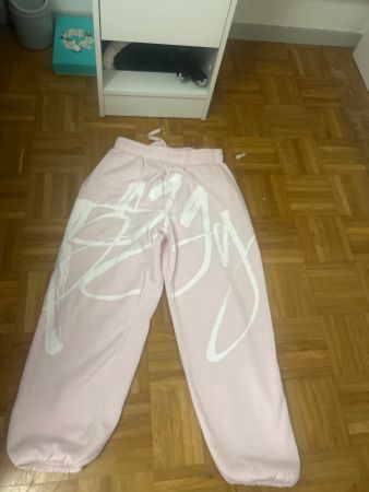 Sweathose rosa mit weissem Aufdruck gebraucht guter Zustand