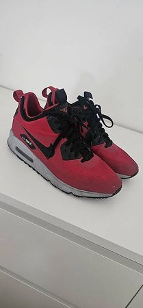 Basket Nike rouge