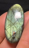 Wunderschönes Labradorit Cabochon von höchster Qualität