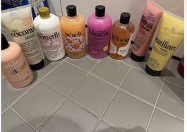 Treaclemoon Duschgel und Body Scrub Set 8 Artikel neu