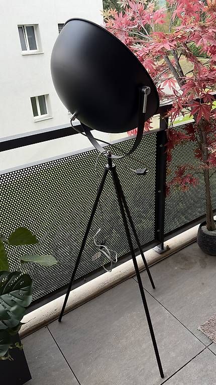 Lampade: Lampe sur pieds trépied lampadaire – Usato da Aproz (Nendaz) venduto da SLiipk 2