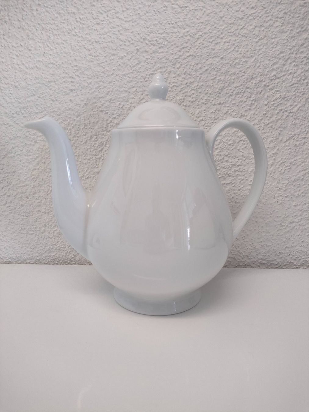 Teiere: Wunderschöne Porzellan Teekanne – Nuovo e nell'imballaggio originale da Dietikon venduto da Branquinha1981