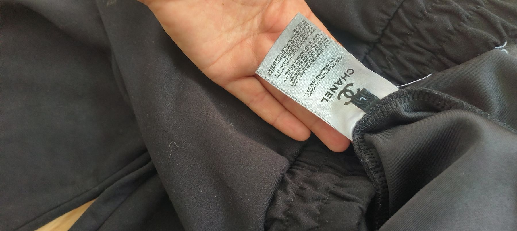 Pantaloni: Chanel Vintage Hose  – Usato da Beringen venduto da Holly.80 4