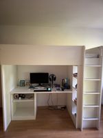 IKEA SMÅSTAD Hochbett mit Schreibtisch und Regal weiss
