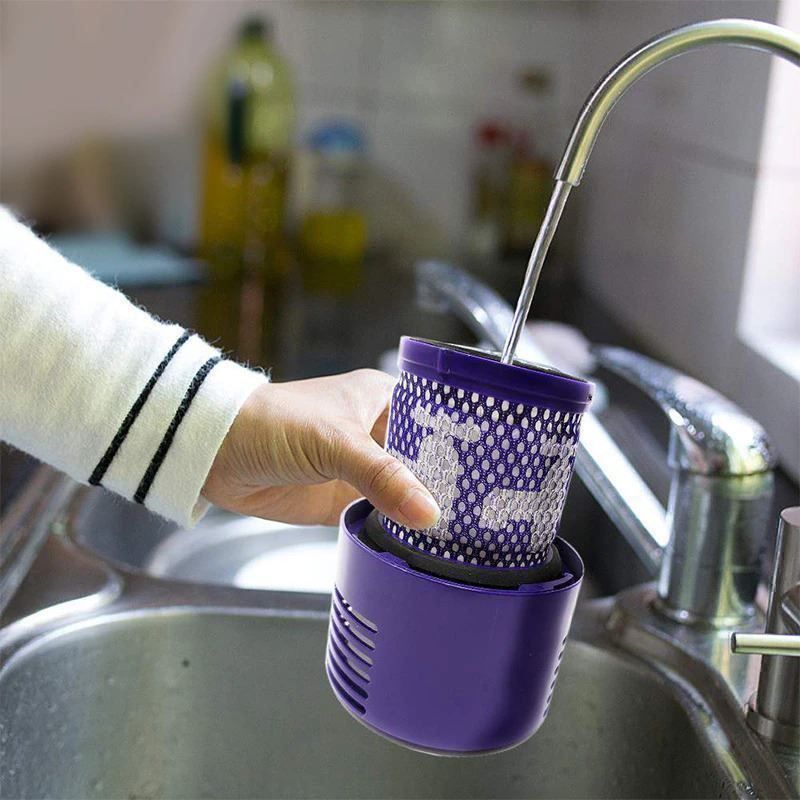 Aspirapolveri & Accessori: 2 DYSON V10 FILTER - WASCHBAR MIT PINSEL - DYSON SV12 FILTER – Nuovo e nell'imballaggio originale da Kriens venduto da swissgadget 5