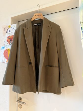 Zara Blazer in Khaki