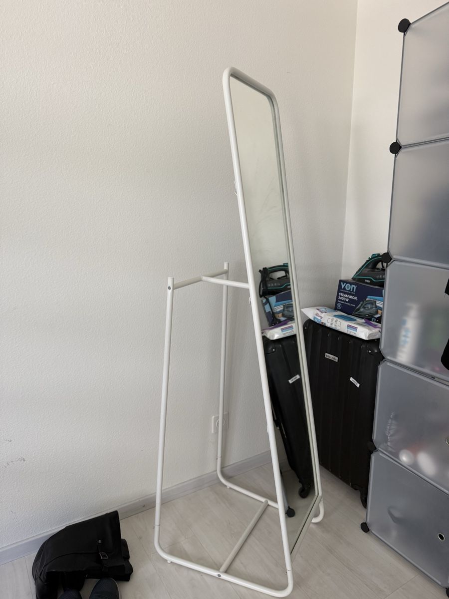 Miroirs: Full length mirror with rack white used – D'occasion à Zürich par bil_l5d6 1