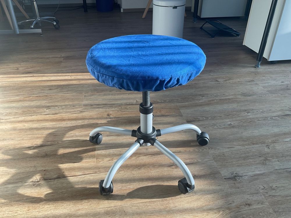 Ikea Hocker max. 50 cm hoch mit Rollen Kaufen auf Ricardo