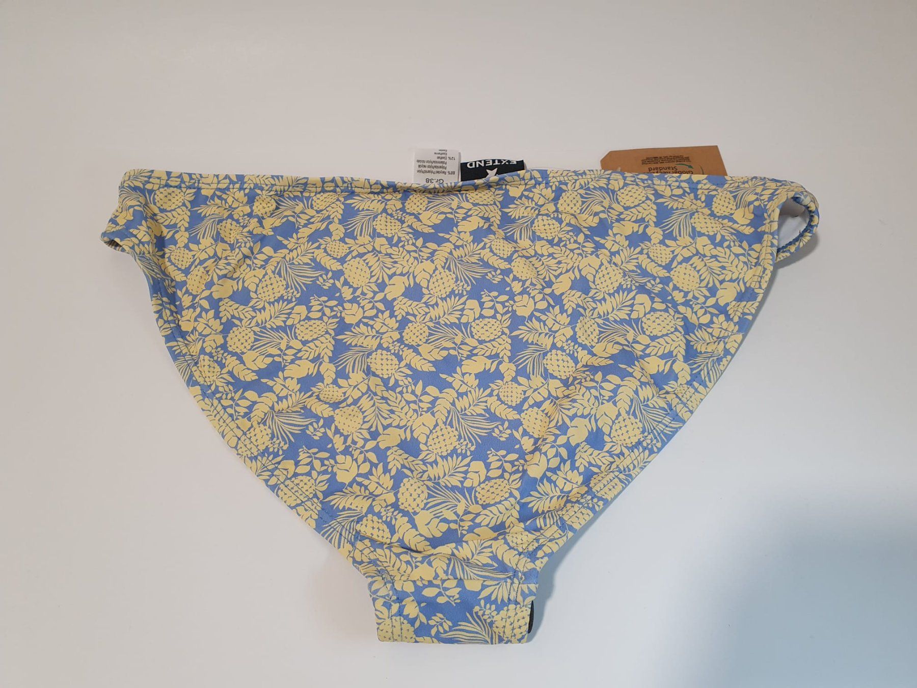 Maillots de bain & Bikinis: Komplettes Damenbikini-Set Größe EU38, M – Neuf avec emballage d'origine à Genève par Pandinet 1