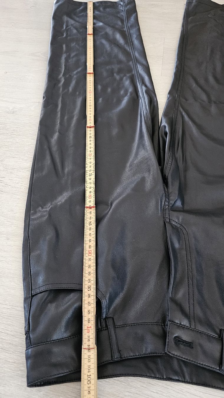 Tally Weijl Pantaloni: Kunst Leder Hose gr. 36 – Nuovo (secondo la descrizione) da Dintikon venduto da MiaCi 2