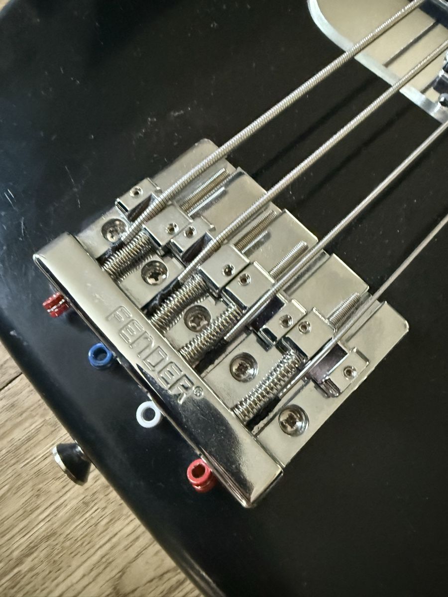 Strumenti musicali: E Bass mit Seymour Duncan SPB-4 – Usato da Münchenbuchsee venduto da anjok 2