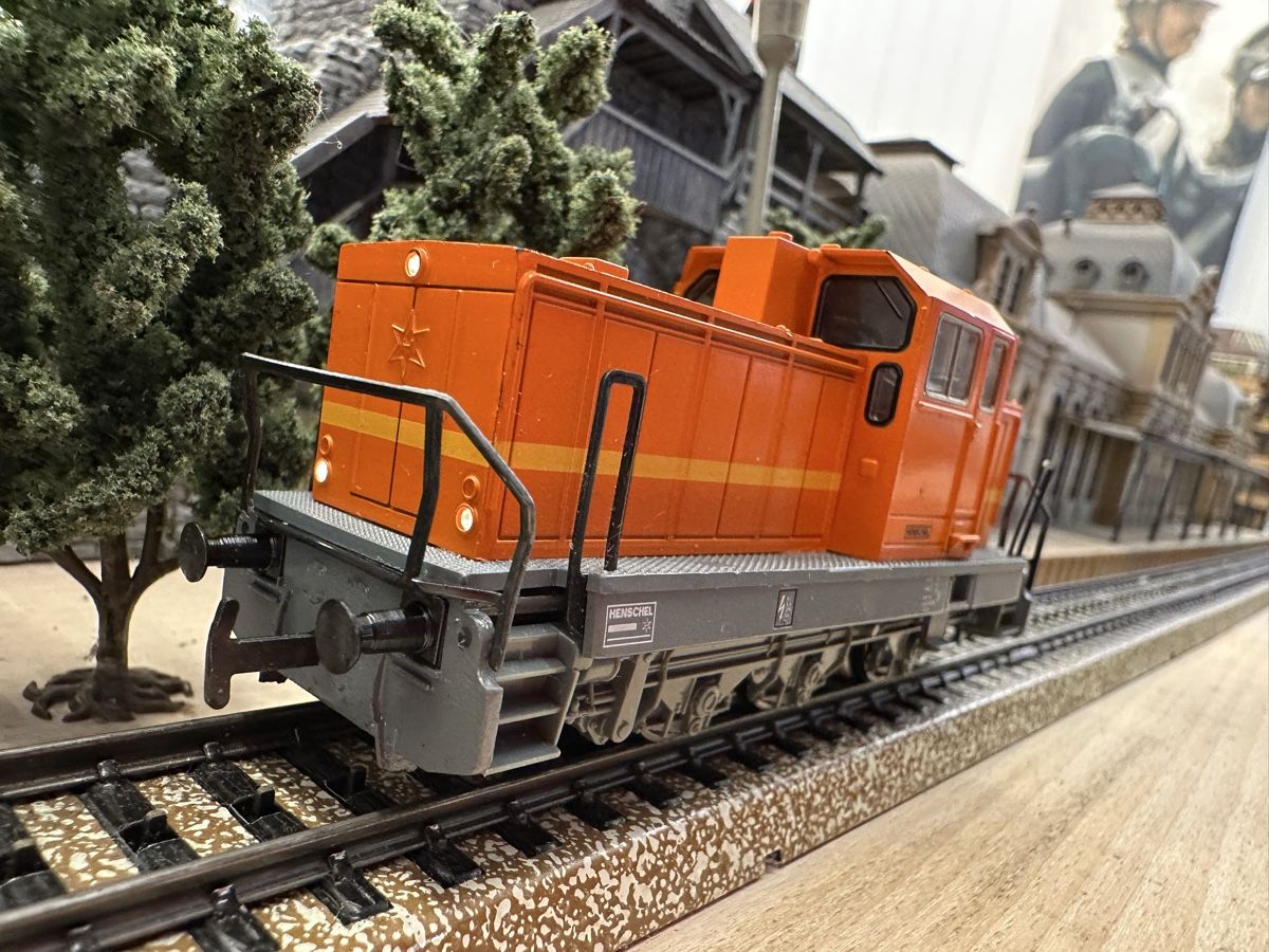 Märklin Modellini di ferrovie: Märklin 3088 DHG 700 C Werkslok – Usato da Lupsingen venduto da New-Haven
