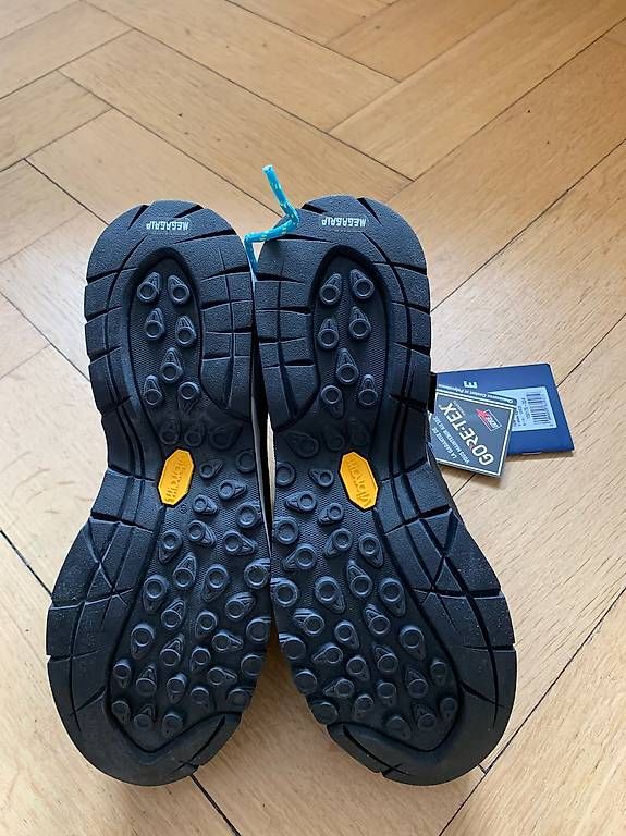 Scarpe da donna: Dolomite Trekking Schuhe 38.5 gross  – Usato da Bern venduto da Veronicapadurr 3