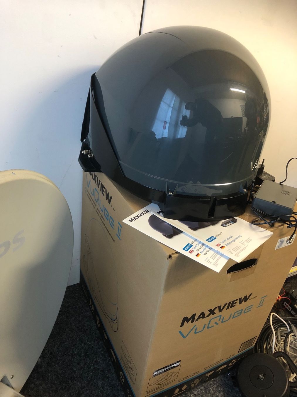 Ricevitori: Satellitenschüssel / Receiver / Antennen – Usato da Schwanden GL venduto da Doctor303 4