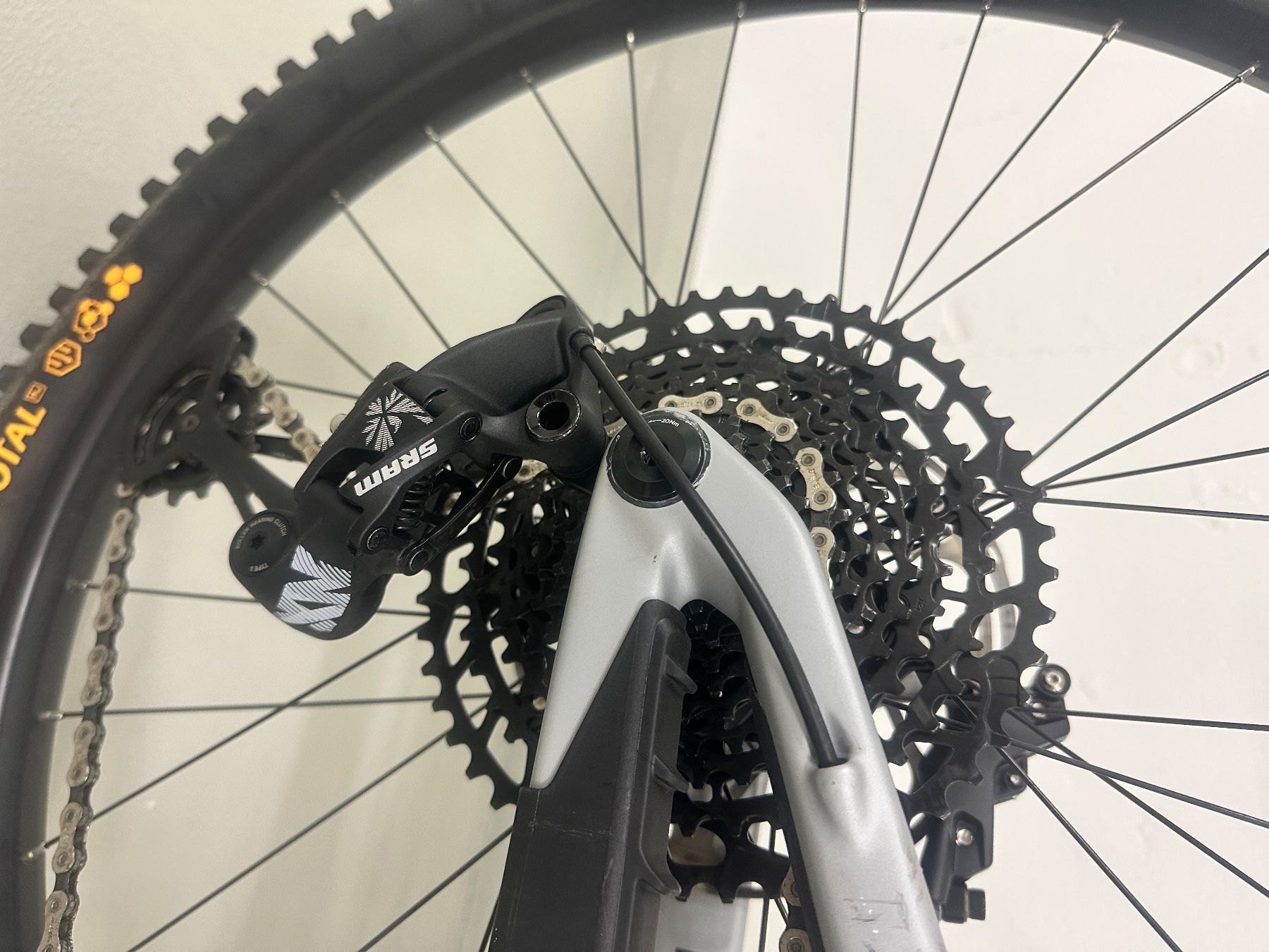Santa Cruz Biciclette: Santa Cruz Heckler SL – Usato da Wallisellen venduto da vs92 6