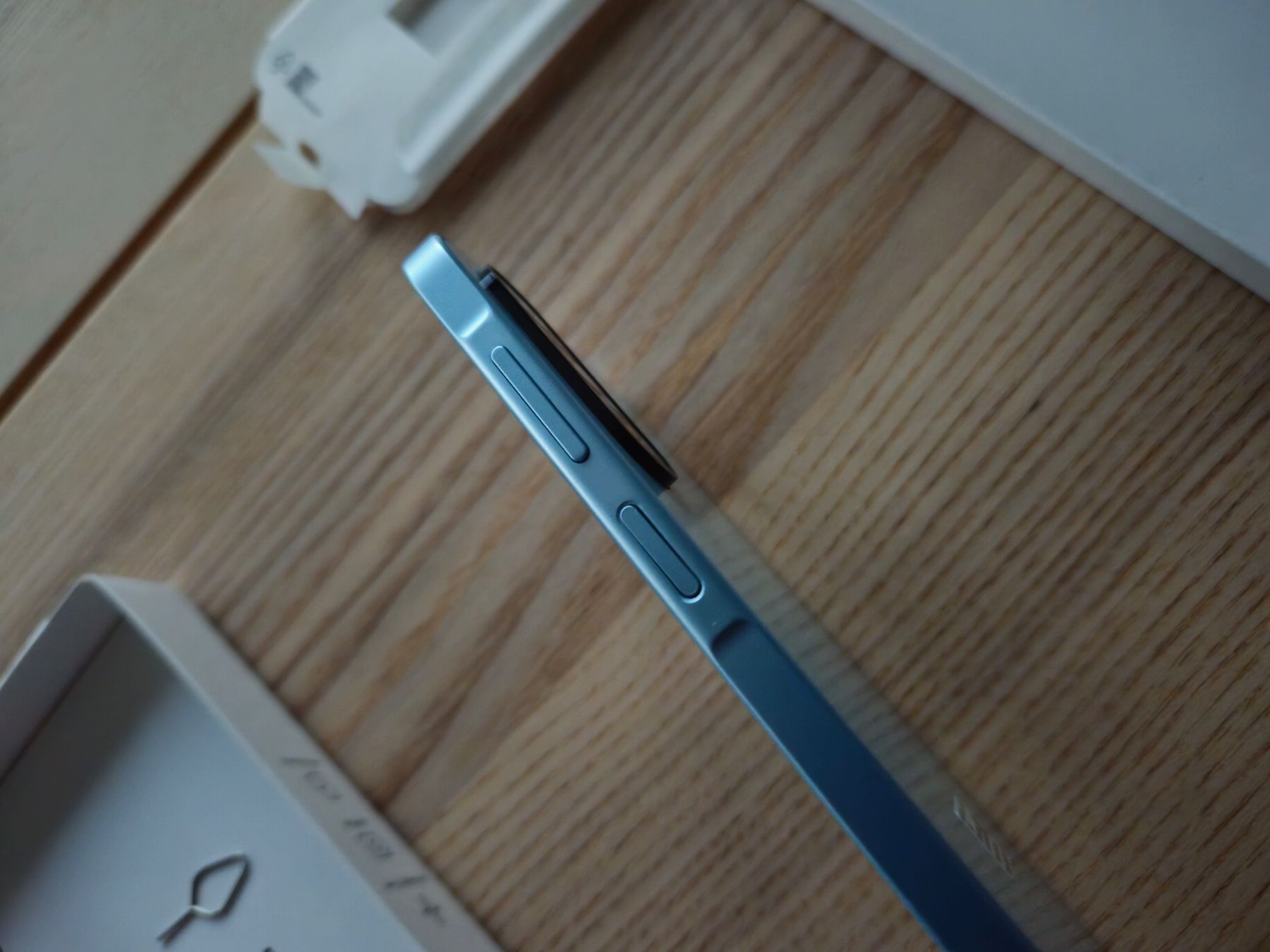 Samsung Portables: Samsung Galaxy A17 Lite  blau, neu – Neuf (Voir description) à Münsingen par Strawberry 3