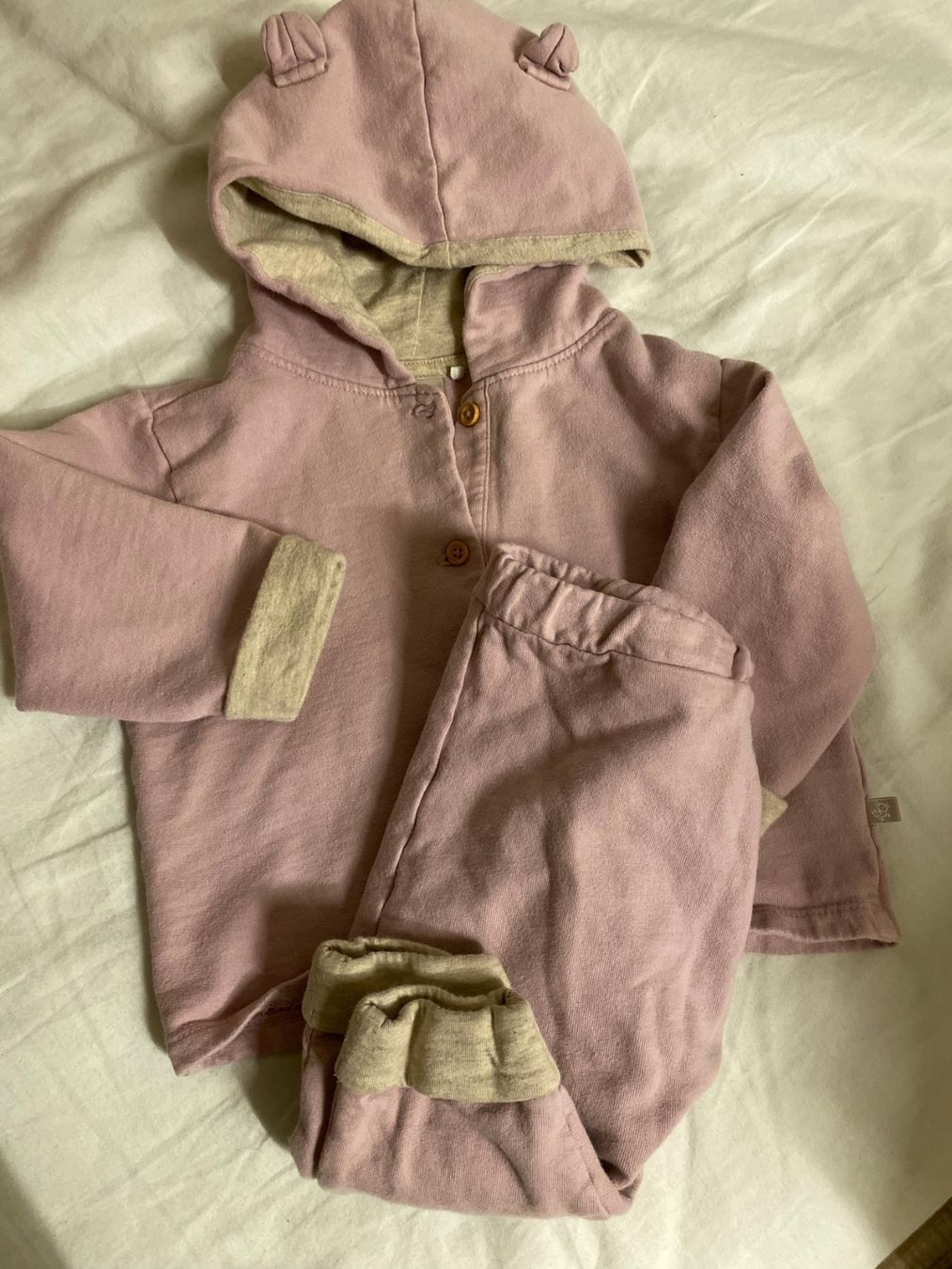 Lotti & Set di vestiti: Baby Jacke und Hose set – Usato da Gossau SG venduto da sha_jhp7