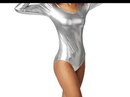 Silberfarbener Body, Grösse S (neu) statt 34.90