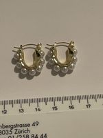 Jolies créoles plaquées jaune et perles 2 cm