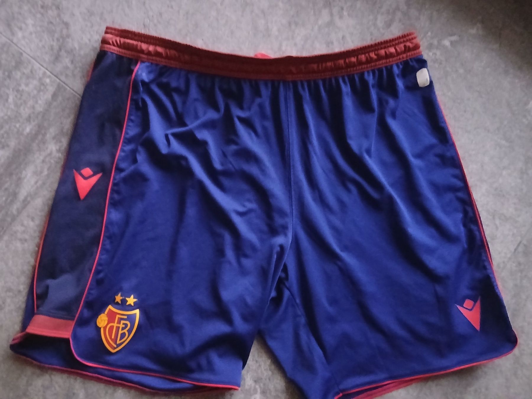 Hosen: FC Basel Sporthose – Gebraucht aus Oberglatt ZH von Sandro0124